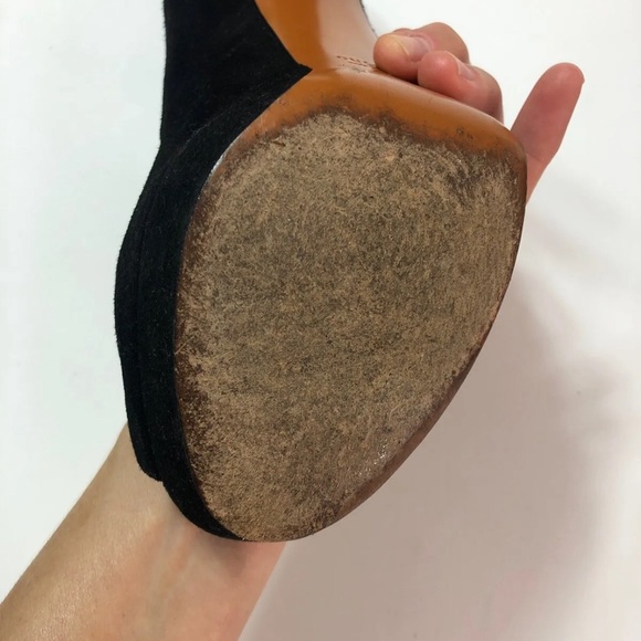Gucci Black Suede Peep Toe Platforms Size 39 - Picture 4 of 9